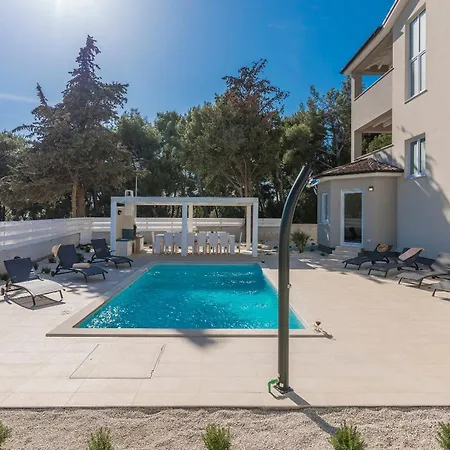 Lavanda Villa Premantura